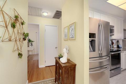 2810 Loyola Dr, Davis, CA 95618 photo 4