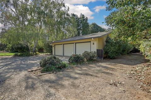 5131 Harrison St, Linden, CA 95236 photo 2