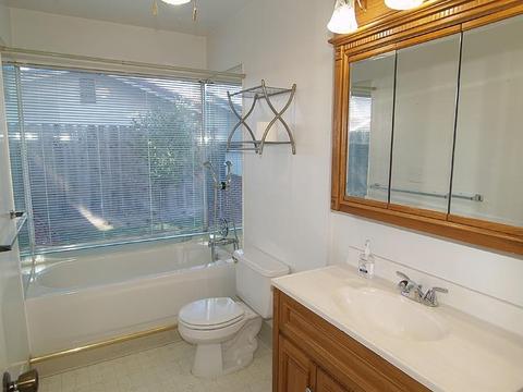 2709 E Orangeburg Ave, Modesto, CA 95355 photo 11