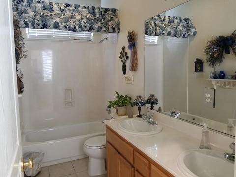 1047 Maggiore Ln, Manteca, CA 95337 photo 13