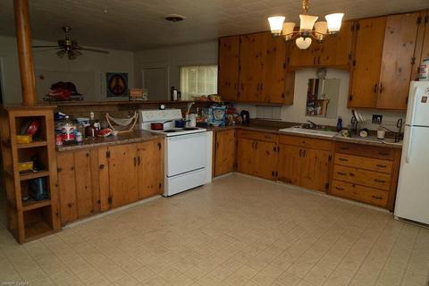 1401 Melrose Ave, Modesto, CA 95350 photo 3