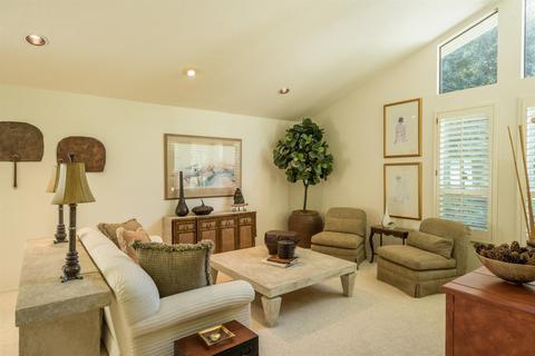 7008 Hillcrest Dr, Modesto, CA 95356 photo 4