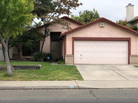 1012 Norwegian Ave, Modesto, CA 95350 photo 1