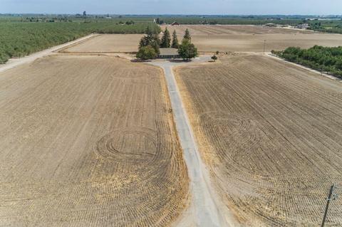 23250 Tinnin Rd, Manteca, CA 95337 photo 2