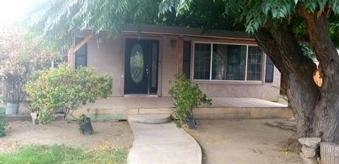 326 El Paso Ave, Modesto, CA 95351 photo 1