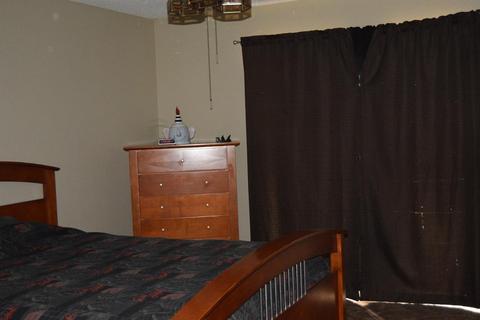 1612 Montclair Dr, Modesto, CA 95350 photo 5