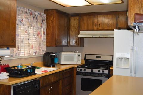 1612 Montclair Dr, Modesto, CA 95350 photo 3