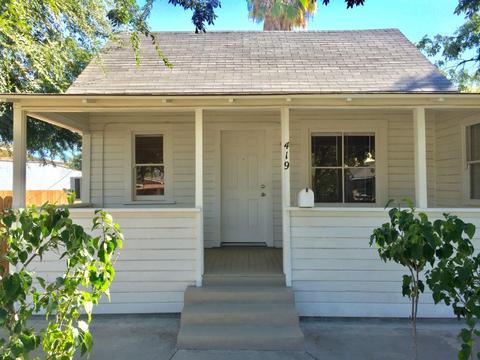 419 S Broadway, Turlock, CA 95380 photo 2