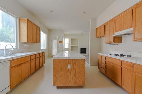 3301 Tamsen Ct, Modesto, CA 95355 photo 9