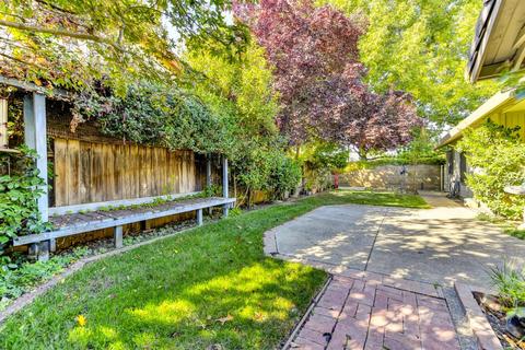 8161 Chimango Ct, Antelope, CA 95843 photo 32