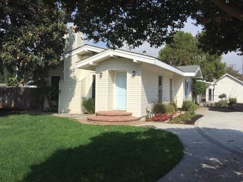 654 1st St, Escalon, CA 95320 photo 3