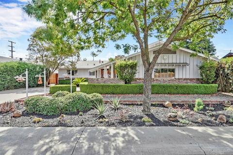 1106 Hawthorne Ave, Modesto, CA 95350 photo 2