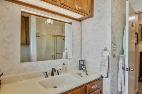 1106 Hawthorne Ave, Modesto, CA 95350 photo 24