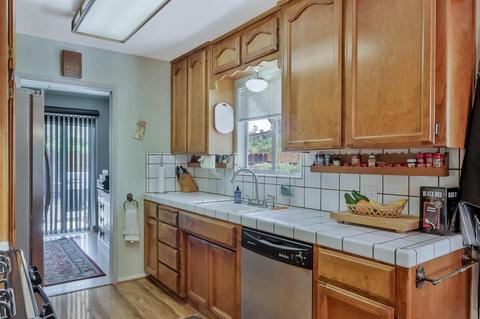 1106 Hawthorne Ave, Modesto, CA 95350 photo 16