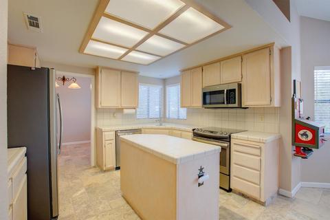 902 Gettysburg St, Turlock, CA 95382 photo 17