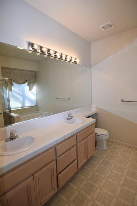2630 Nicklaus Dr, Turlock, CA 95382 photo 25