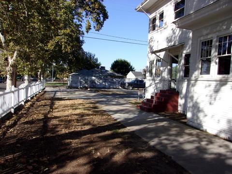 589 W Main, Turlock, CA 95380 photo 9