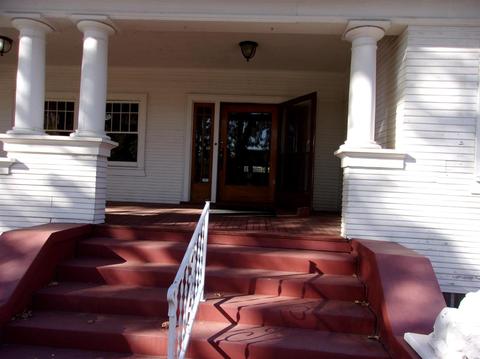 589 W Main, Turlock, CA 95380 photo 2