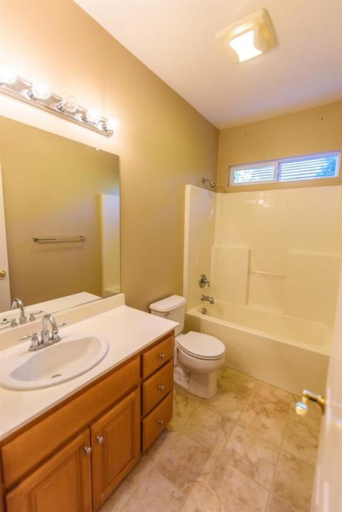 1426 Daisy Dr, Patterson, CA 95363 photo 30