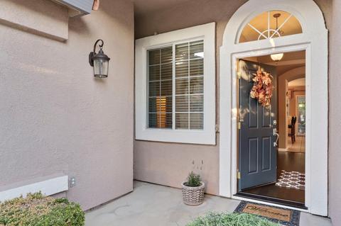566 Whitney Ct, Tracy, CA 95377 photo 4