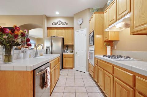 566 Whitney Ct, Tracy, CA 95377 photo 12