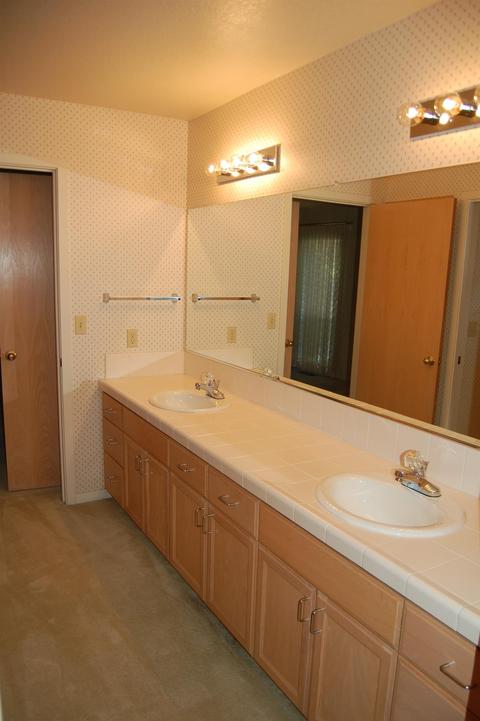2498 Central Park Dr, Lodi, CA 95242 photo 15