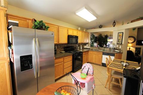 1243 Moonlight Dr, Ceres, CA 95307 photo 17