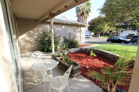 1243 Moonlight Dr, Ceres, CA 95307 photo 5