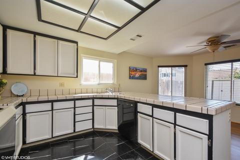 5711 Larcom Ln, Stockton, CA 95210 photo 8