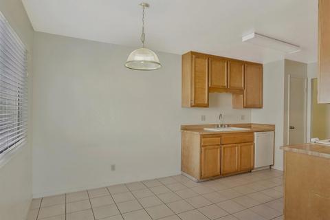 15125 Cambridge Dr, Lathrop, CA 95330 photo 12
