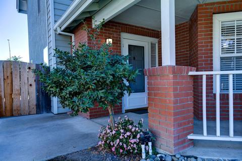 1912 Boston Way, Modesto, CA 95355 photo 2