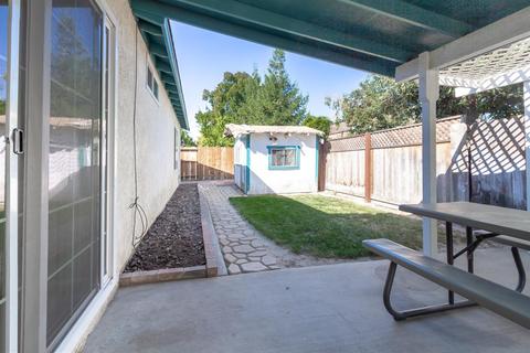 205 Wiley Ct, Turlock, CA 95382 photo 23