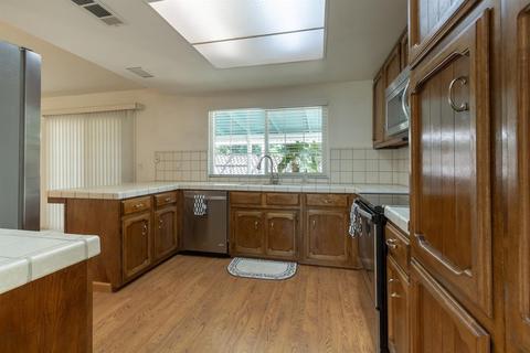 205 Wiley Ct, Turlock, CA 95382 photo 11
