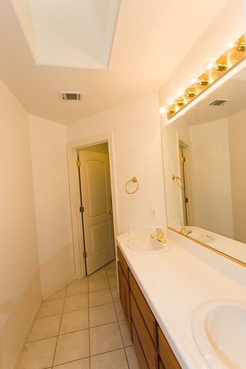 3604 Justin Ct, Modesto, CA 95355 photo 6