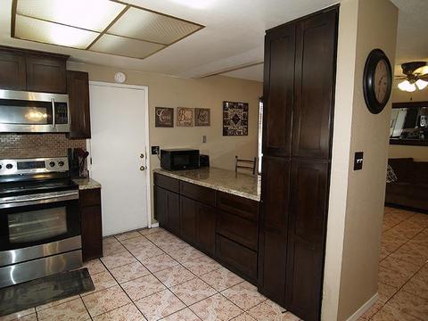 1820 Dorset Ln, Modesto, CA 95355 photo 9