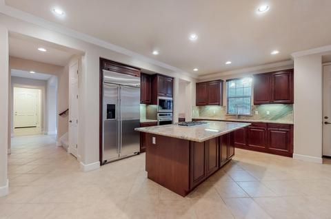 1891 Fairway Oaks Dr, Ripon, CA 95366 photo 2