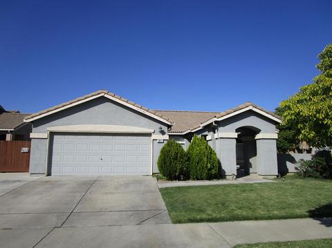 3917 Bella Flora Dr, Ceres, CA 95307 photo 1