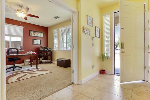 543 Carnaby Rd, Lathrop, CA 95330 photo 4