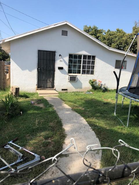 201 Walnut St, Modesto, CA 95351 photo 2
