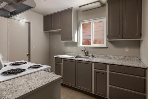 144 E Juniper Ave, Atwater, CA 95301 photo 9