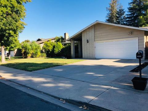 3028 Nightingale Dr, Modesto, CA 95356 photo 1