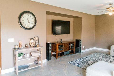 1600 Symphony Ct, Hughson, CA 95326 photo 8