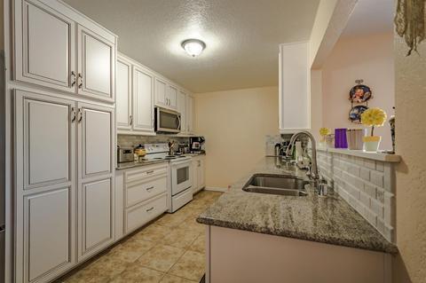 641 Periwinkle Dr, Patterson, CA 95363 photo 10