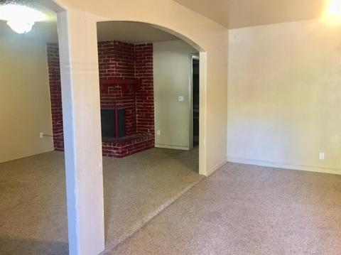 812 Pine Tree Ln, Modesto, CA 95351 photo 3
