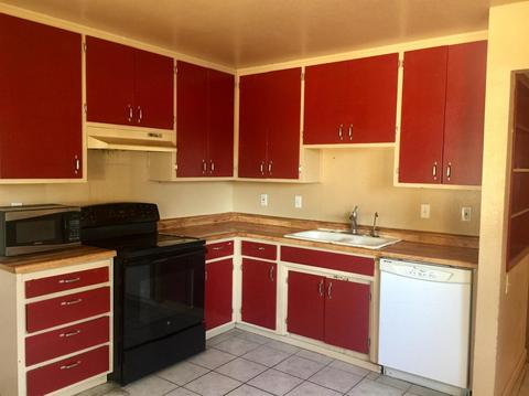 812 Pine Tree Ln, Modesto, CA 95351 photo 5