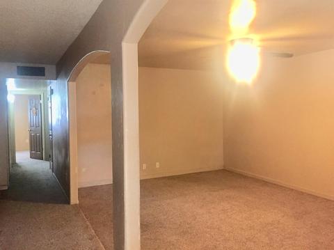 812 Pine Tree Ln, Modesto, CA 95351 photo 4