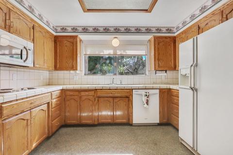 1552 Vista Dr, Lodi, CA 95242 photo 2