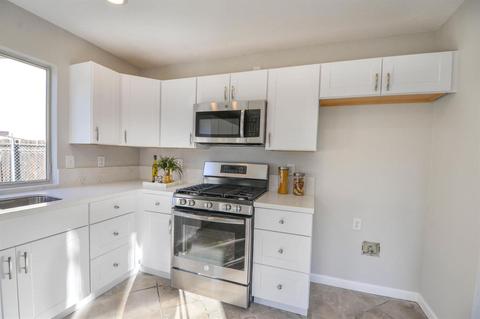 545 Inaudi Ct, Patterson, CA 95363 photo 8