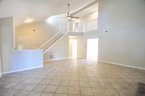 545 Inaudi Ct, Patterson, CA 95363 photo 3