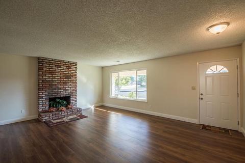 2101 Lunar Dr, Ceres, CA 95307 photo 2